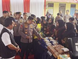 Kapolri Sigit Pastikan Stok Beras Aman, Gelar Pangan Murah di Mempawah