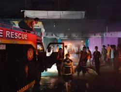 Kebakaran Hebat di Mempawah, Tiga Ruko Ludes Dilalap Api